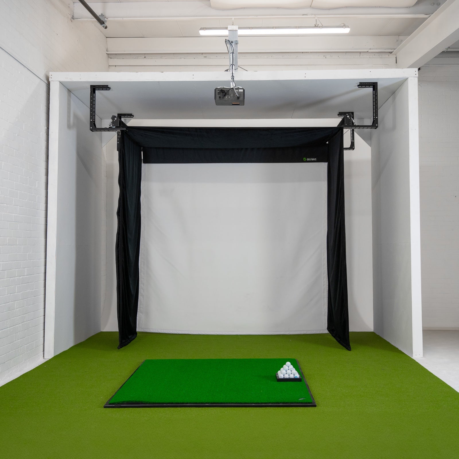 Golfbays Retractable Simbox Golf Simulator Enclosure - W 2.6m x H 3m x D 1.2m