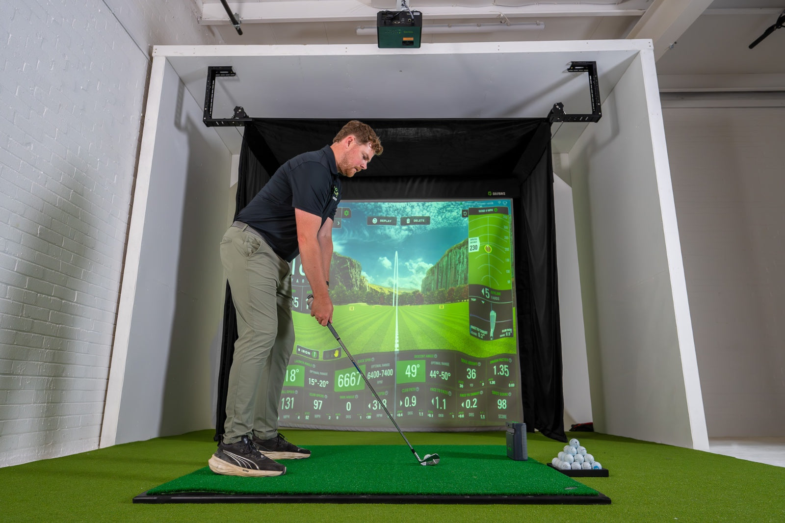 Golfbays Retractable Simbox Golf Simulator Enclosure - W 3.8m x H 3m x D 1.5m